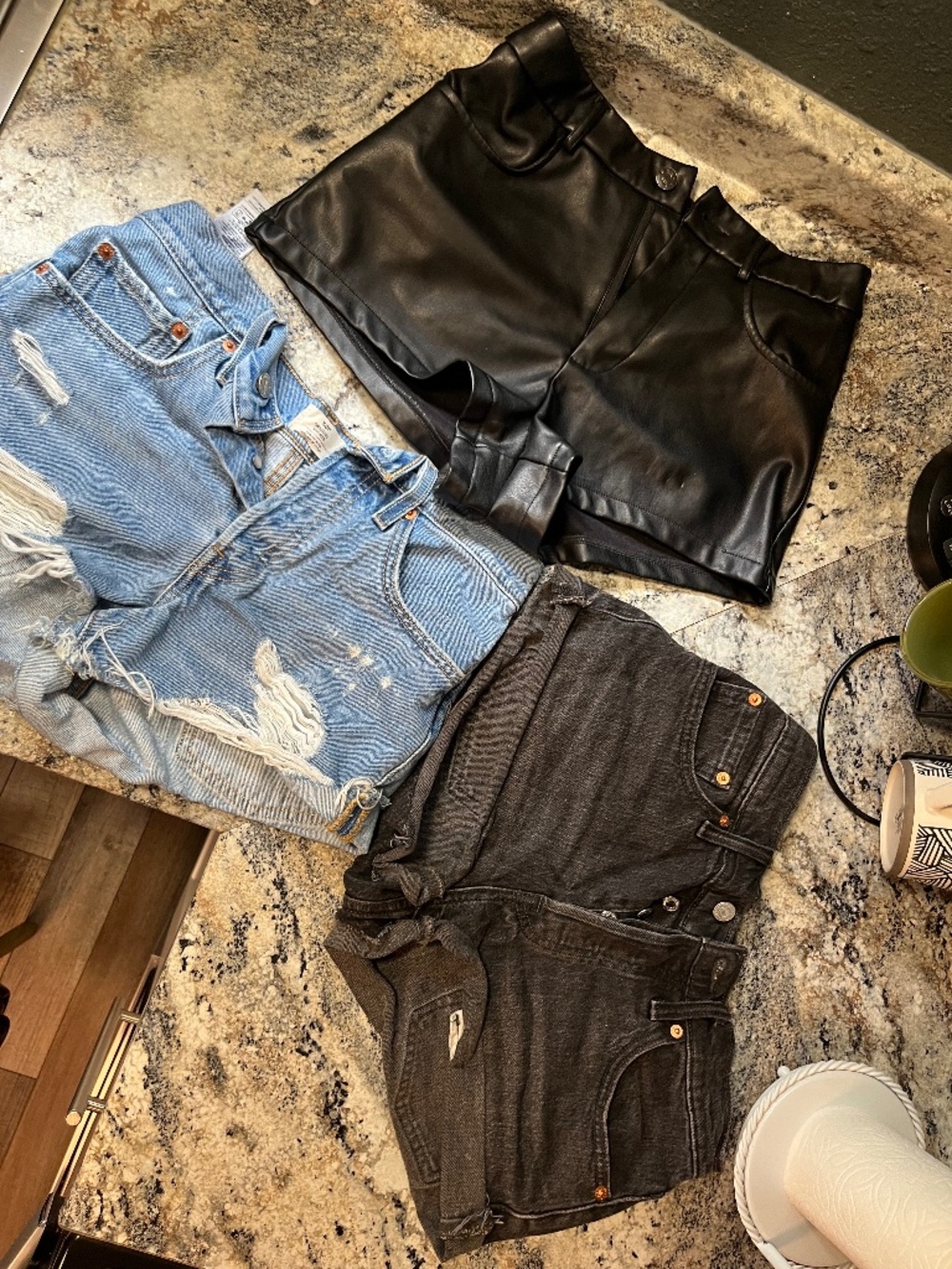 Shorts Levi’s and laux leather